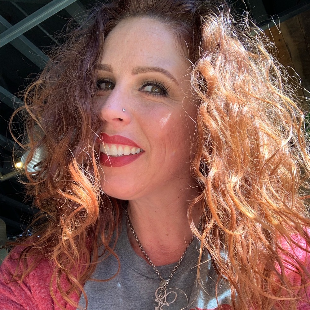 Meet your Posher, Denise